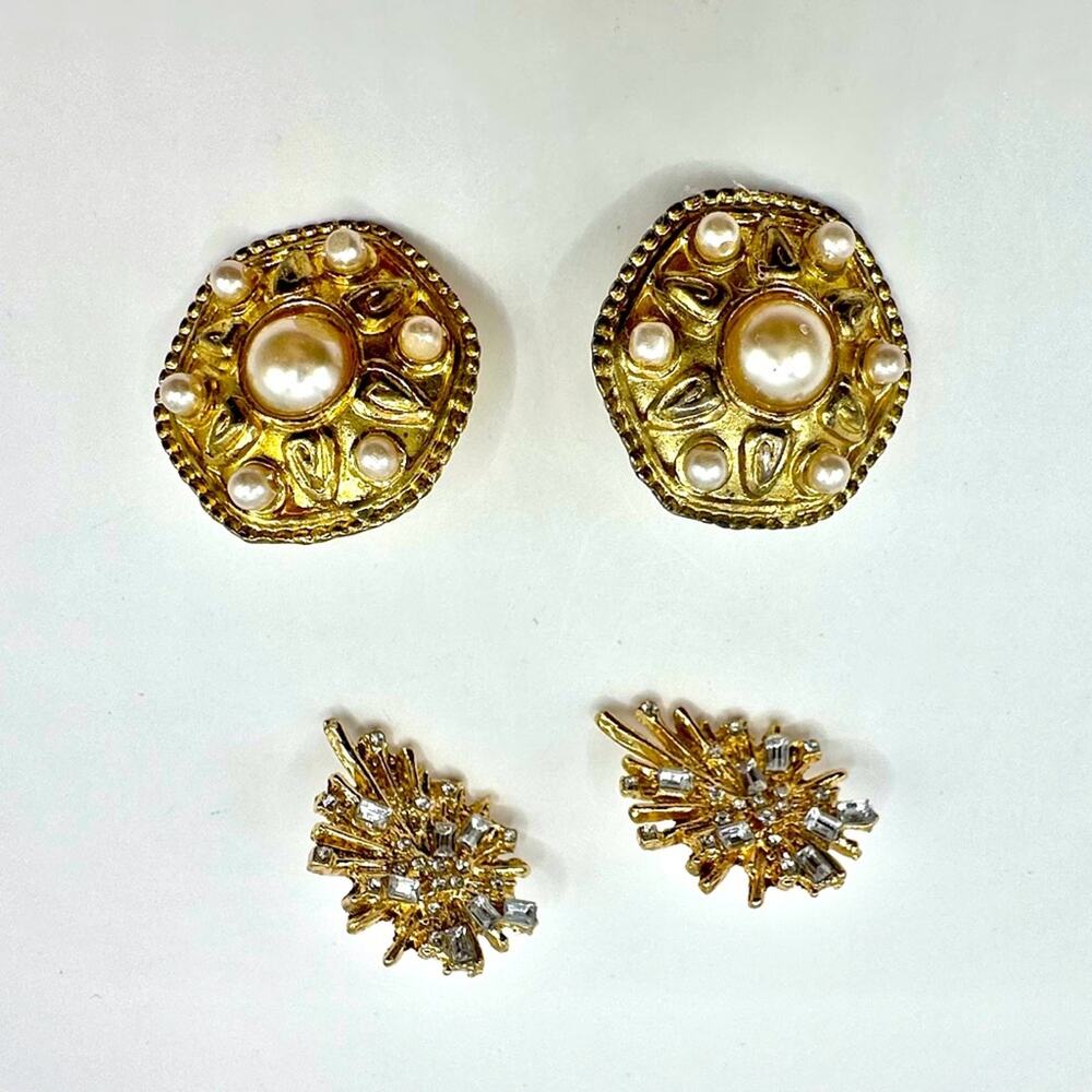 Mixed Lot of 2 Earrings Gold Starburst and Faux Pearl Round Embellished Retro